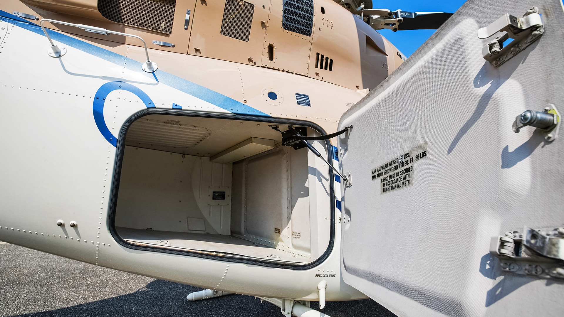 Embra_Air_Bell427_baggage-compartment_09